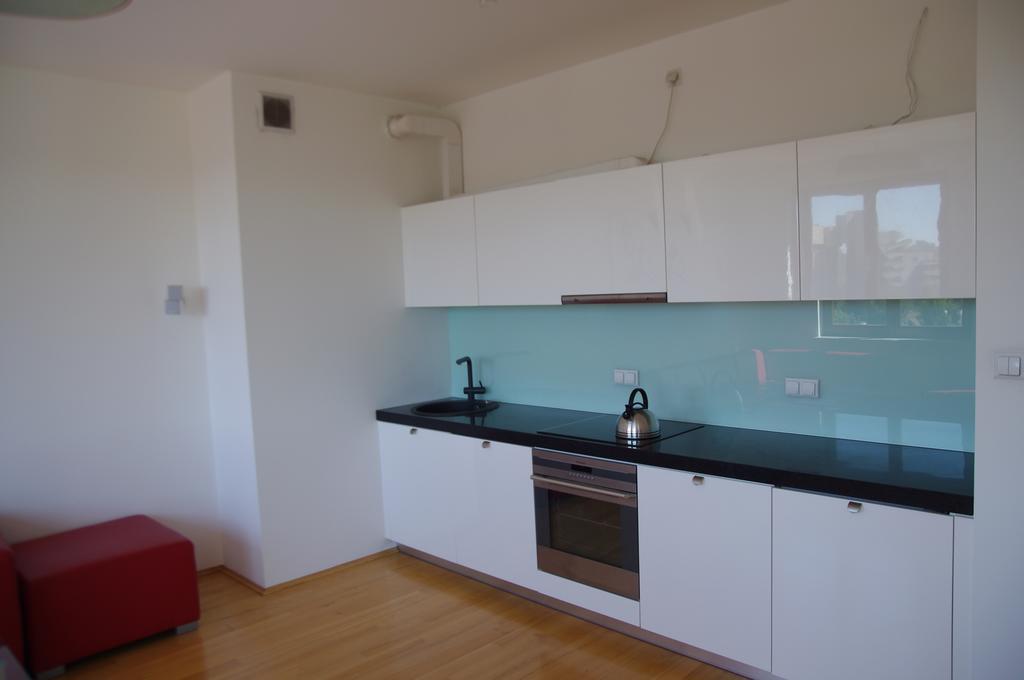 Bobrovia Apartment Warsaw Room photo